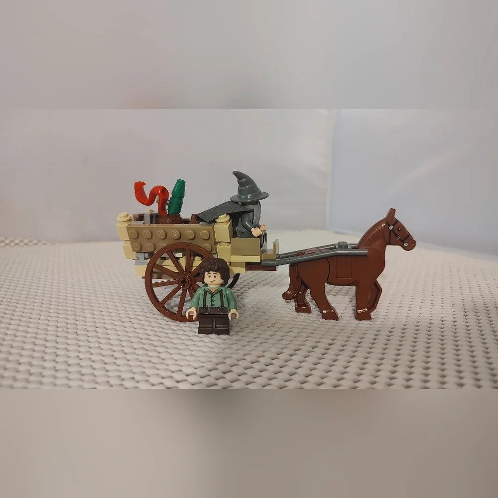 Lego Lord of The Rings 9469 Gandalf Arrives